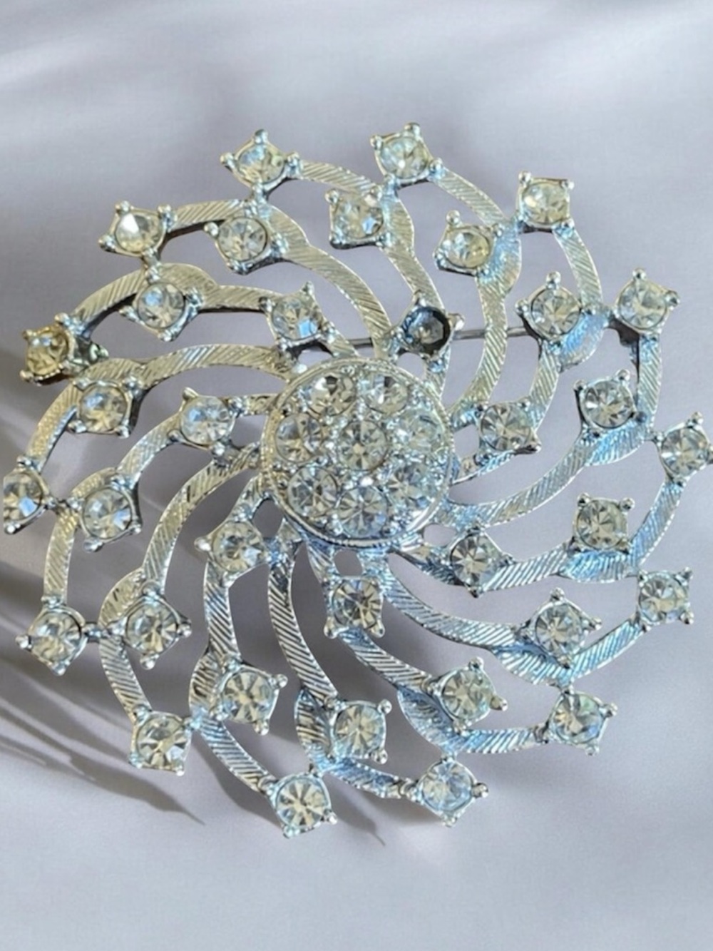 Vintage Signed Emmons Atomic Swirl Sunburst Rhinestone Brooch Pin